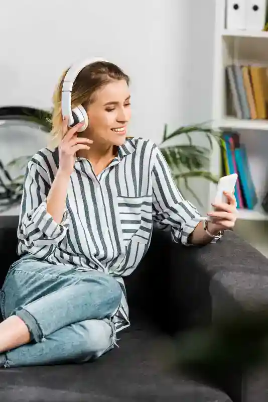 Laugh Out Loud mom podcast ideas